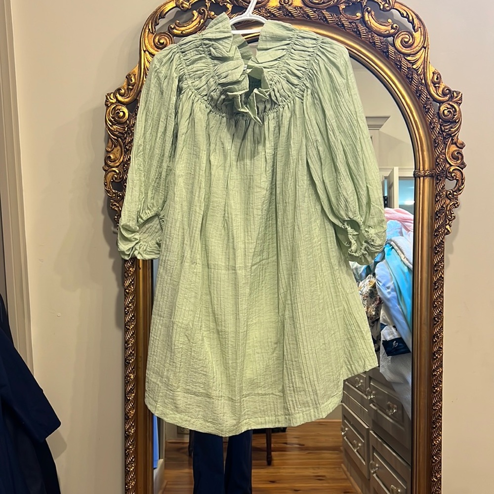 H&M off the shoulder green dress size extra small